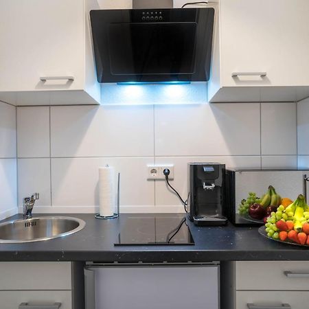 RüSuite XL I 2-Zimmer Apartment I Balkon I Netflix Essen Exterior foto
